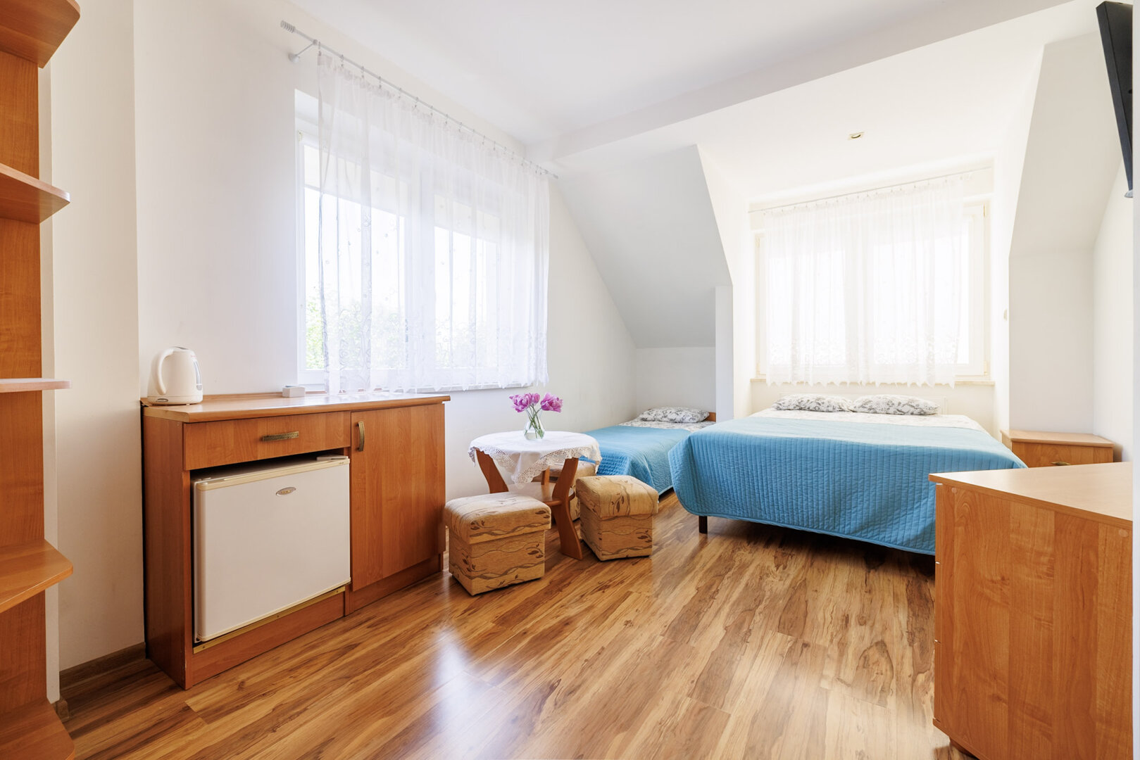 Pok&oacute;j 3-osobowy nr 3 bez balkonu